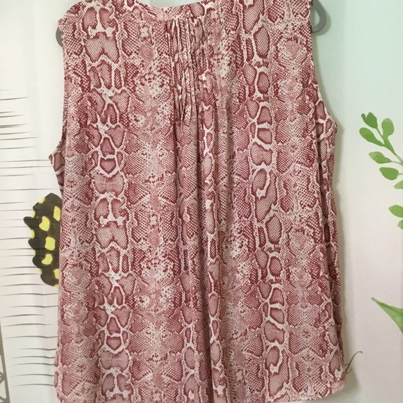 🙀3/$20 Chelsea & Theodore~Women's Pink & Red Sleeveless Blouse~Size XL - Picture 6 of 6